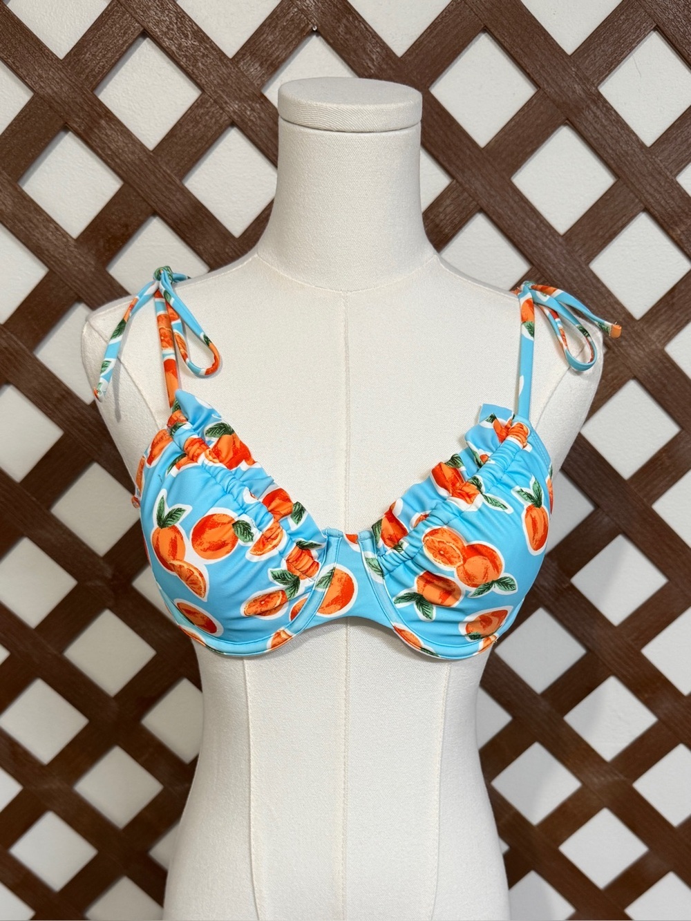 WSM22 {wild fable} Blue Orange Print Ruffle Trim Underwire String Bikini Top